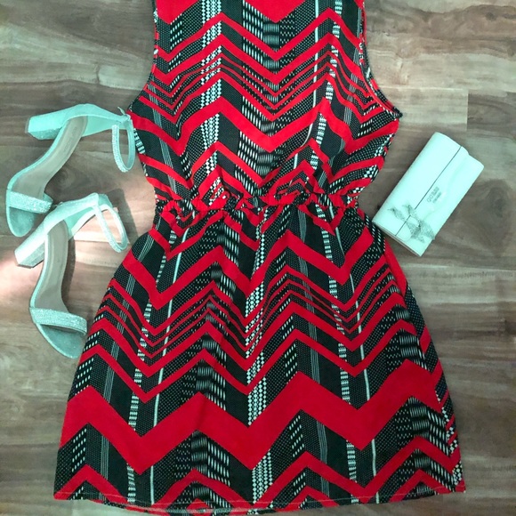 Horizontal zig zag dress - Picture 6 of 6